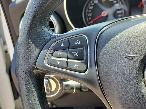 Used 2018 Mercedes-Benz C 300 4MATIC Sedan image 31