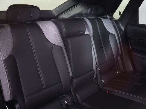 Used 2024 Cadillac Lyriq Tech RWD image 33