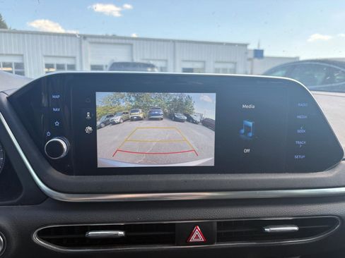 Used 2023 Hyundai Sonata SEL w/ Preferred Accessory Package FWD image 16