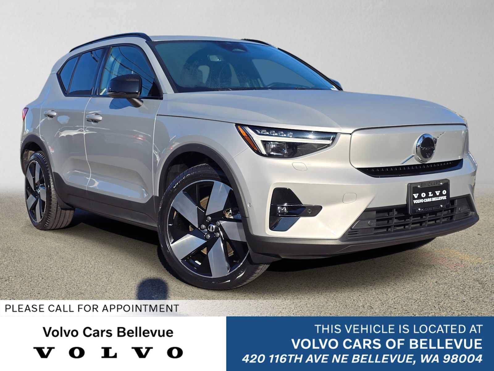 Used 2023 Volvo XC40 Recharge Ultimate AWD/4WD image 1