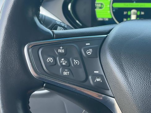 Used 2019 Chevrolet Bolt Premier w/ Infotainment Package image 10