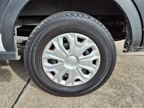 Certified 2024 Ford Transit 350 XLT image 29