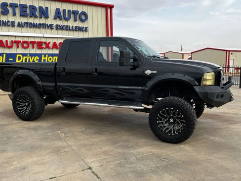 Used 2006 Ford F250 Harley-Davidson AWD/4WD image 4