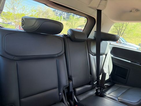 Used 2025 Ford Expedition Active image 26