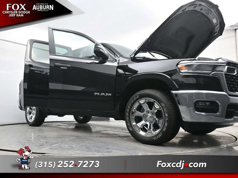Used 2025 RAM 1500 Big Horn image 32