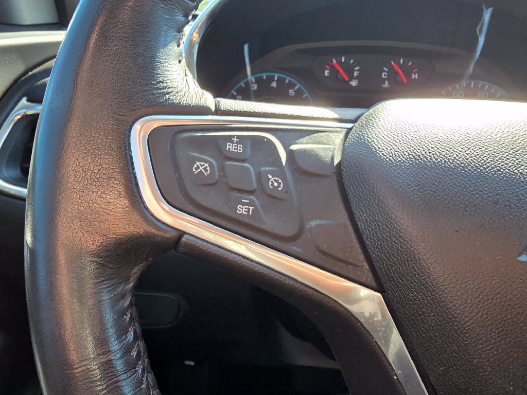 Certified 2018 Chevrolet Equinox LT FWD image 16