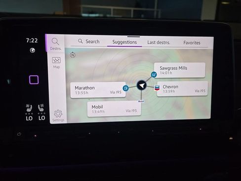 Used 2024 Volkswagen Atlas SEL AWD/4WD image 18