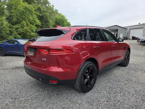 Used 2017 Jaguar F-PACE Premium image 7