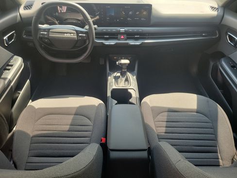 Used 2025 Kia K4 EX FWD image 10