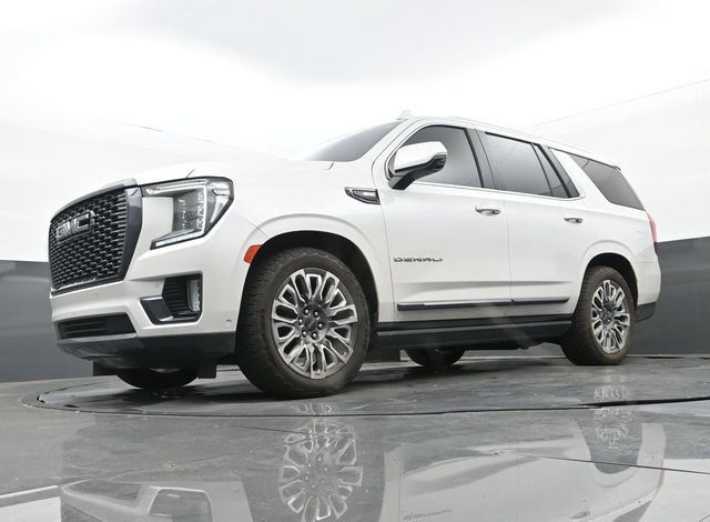 Used 2023 GMC Yukon Denali Ultimate AWD/4WD image 12