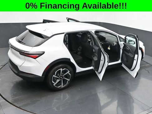 New 2026 Chevrolet Equinox EV LT image 55