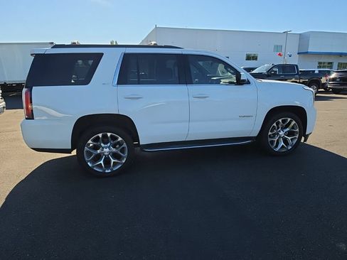 Used 2018 GMC Yukon SLT AWD/4WD image 5