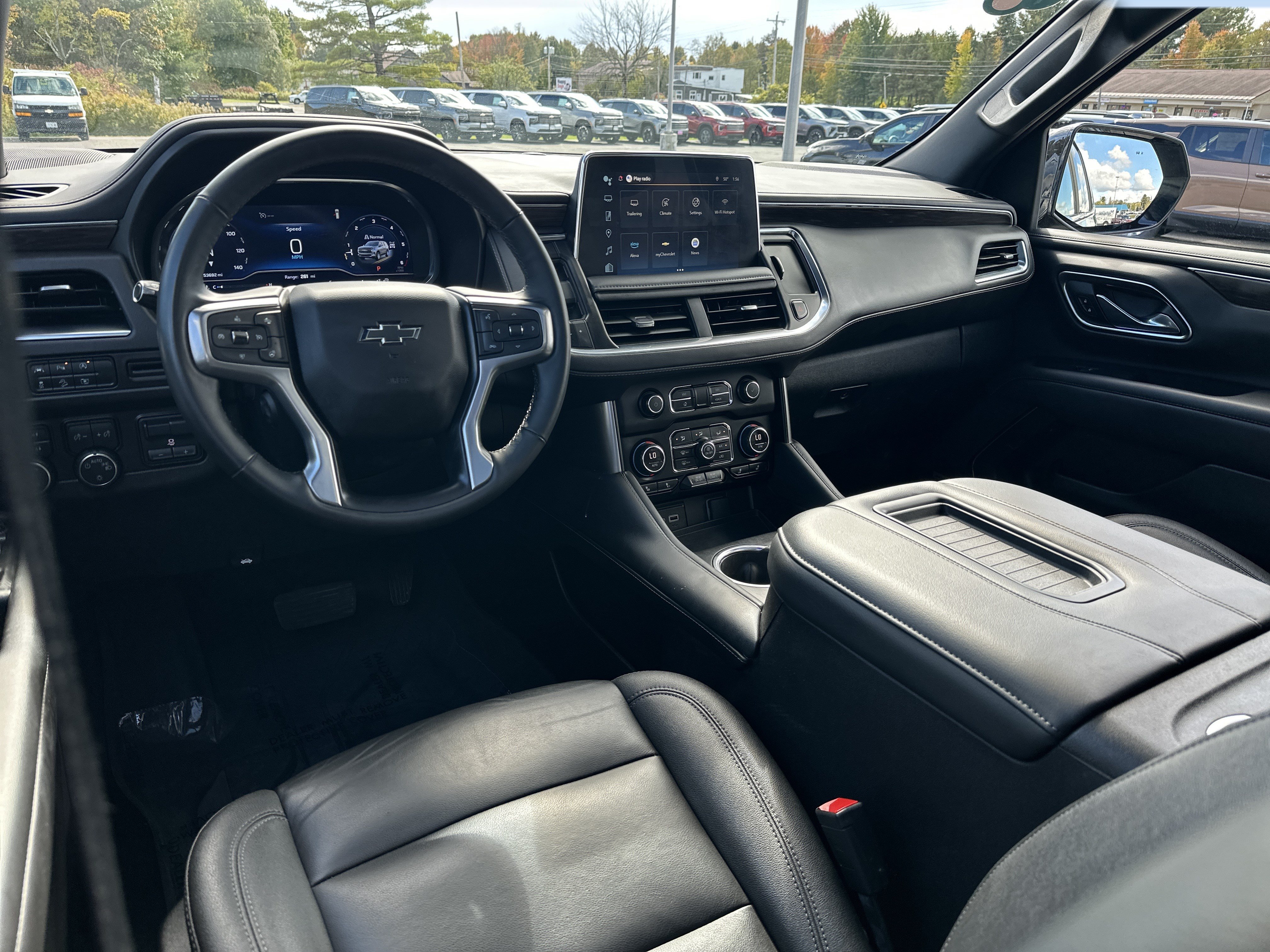 Certified 2024 Chevrolet Tahoe Z71 w/ Luxury Package AWD/4WD image 9