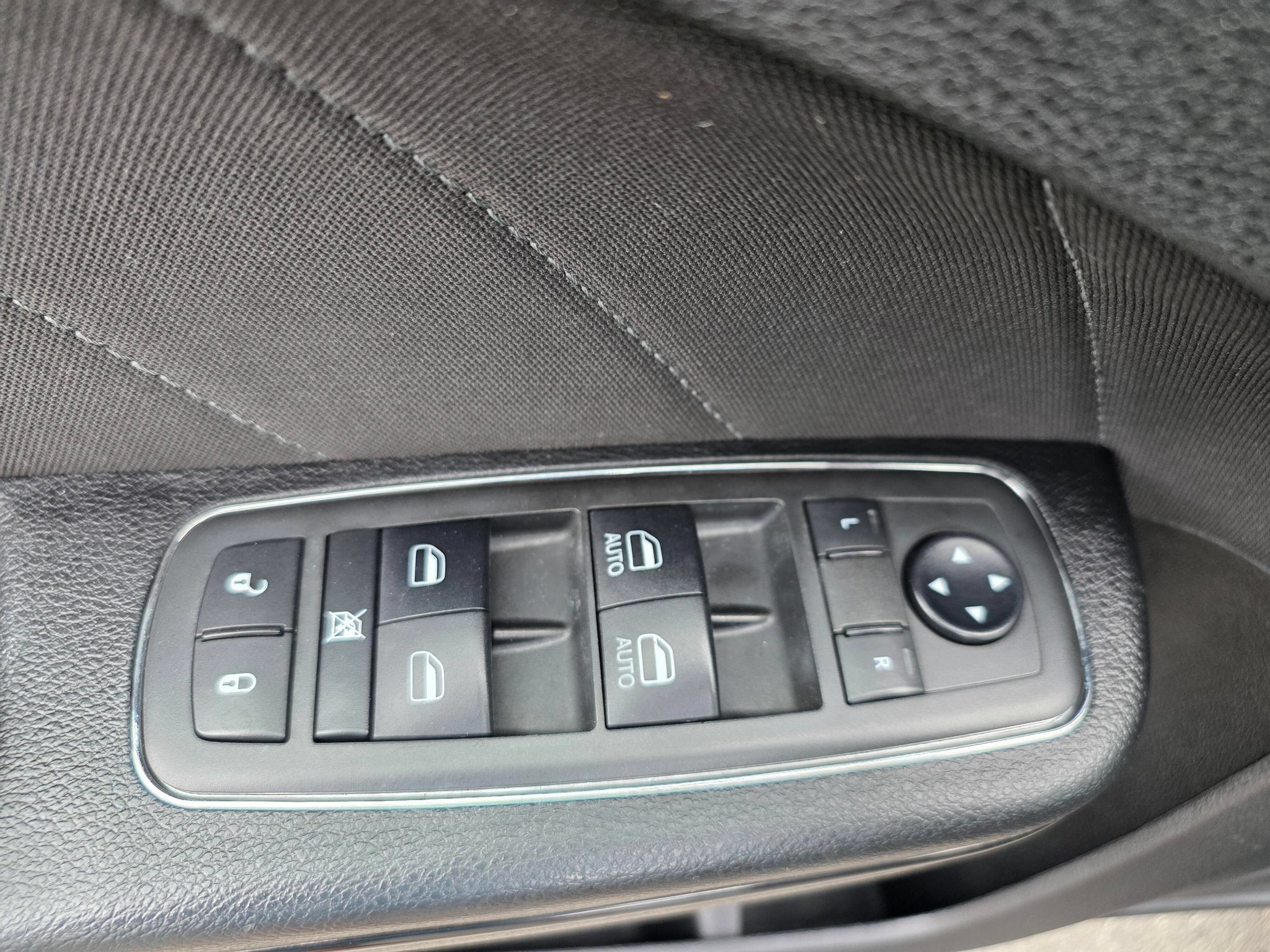 Used 2021 Dodge Charger SXT w/ Blacktop Package RWD image 22