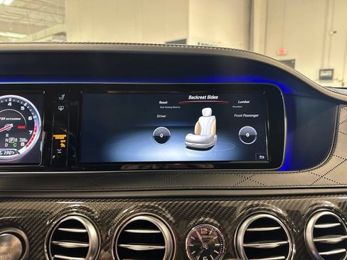 Used 2017 Mercedes-Benz S 63 AMG 4MATIC Sedan image 32