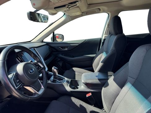 Used 2022 Subaru Outback Premium image 10