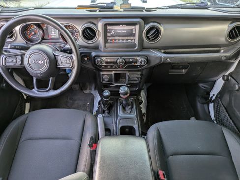 Used 2022 Jeep Gladiator Sport image 14