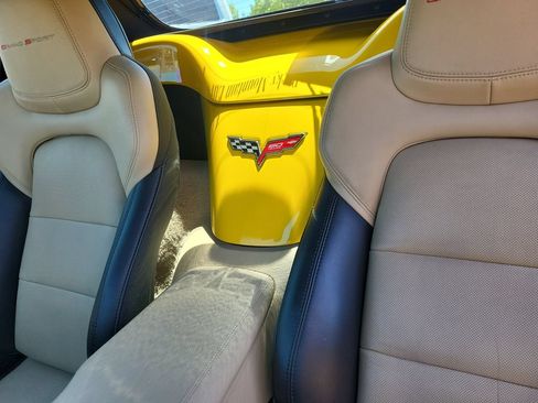 Used 2013 Chevrolet Corvette Grand Sport w/ 3LT Preferred Equipment Group RWD image 16