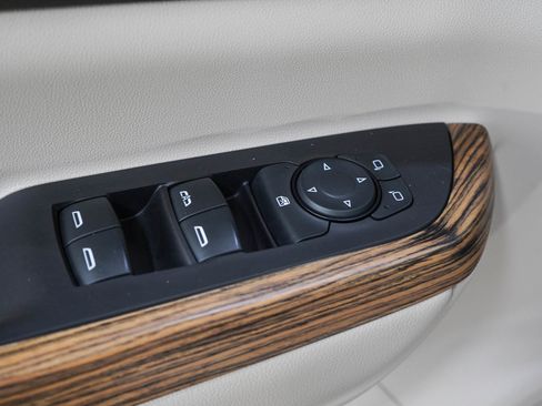 Used 2019 GMC Acadia Denali AWD/4WD image 23