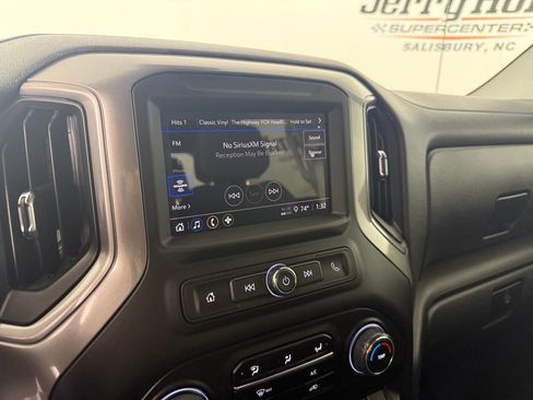 Used 2025 Chevrolet Silverado 1500 Custom Trail Boss image 15