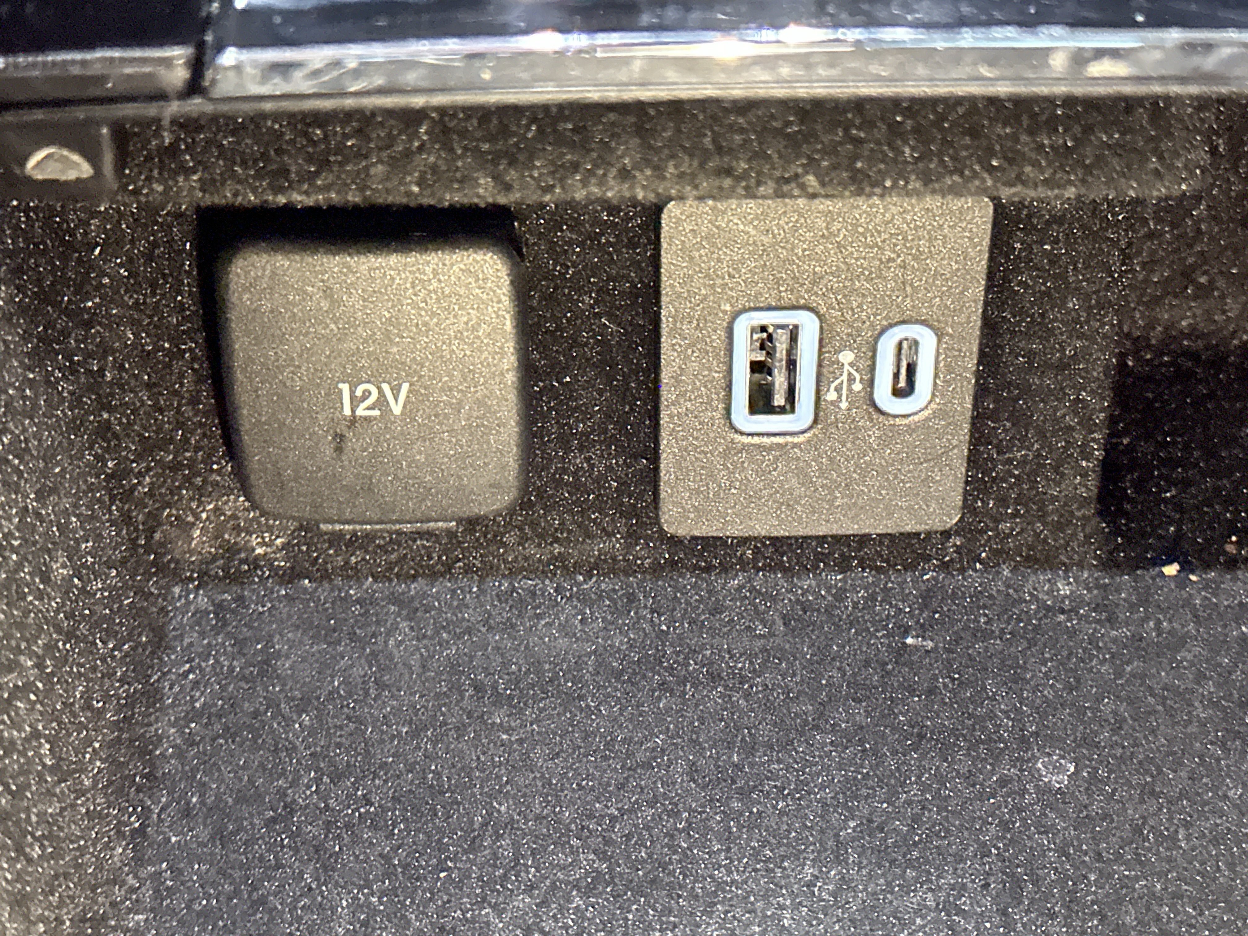 Used 2023 Lincoln Corsair Reserve AWD/4WD image 41