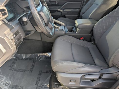 Used 2024 Toyota Tacoma SR image 11