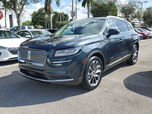 Certified 2021 Lincoln Nautilus Reserve image 3