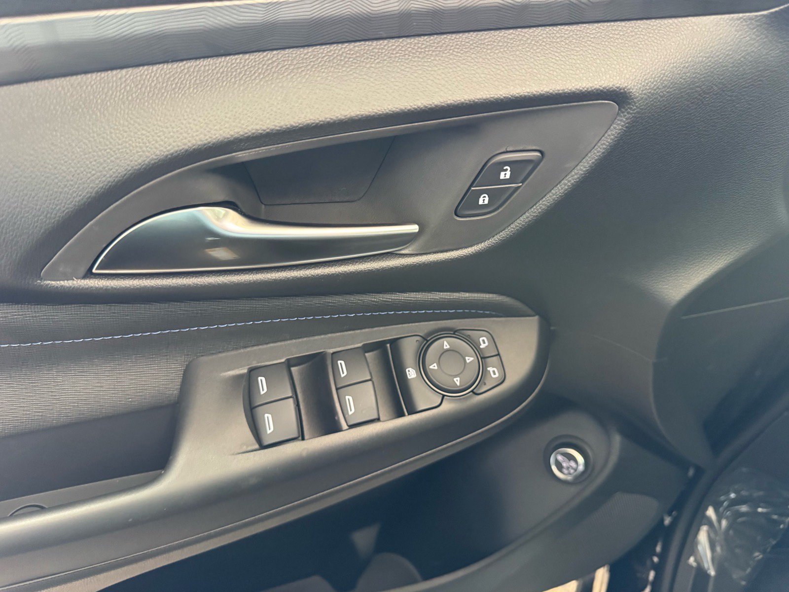 New 2026 Buick Envista Sport Touring w/ Convenience I Package FWD image 16