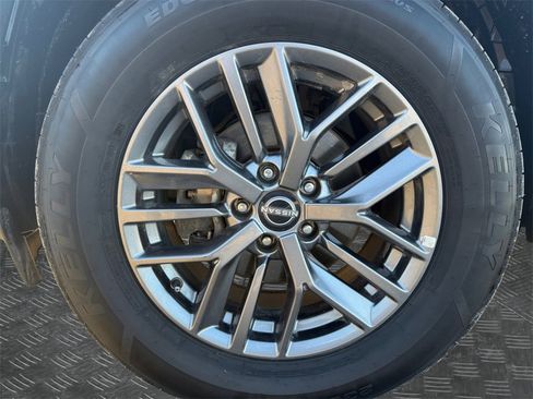 Certified 2024 Nissan Rogue S image 20