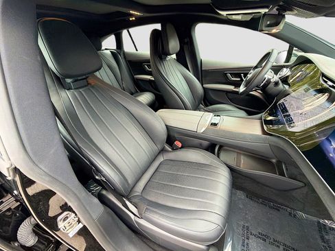 Used 2022 Mercedes-Benz EQS 580 4MATIC Sedan image 14