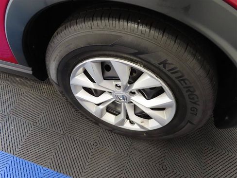 Used 2025 Honda CR-V LX image 7