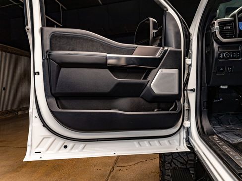 Used 2026 Ford F250 Platinum image 30