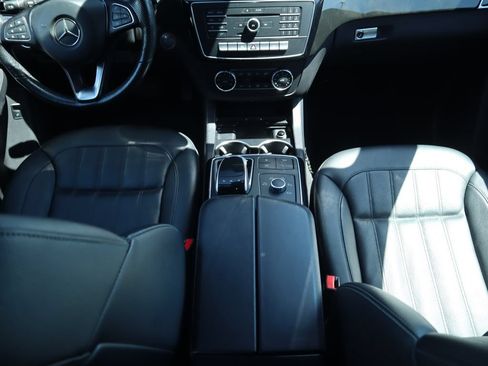 Used 2018 Mercedes-Benz GLE 350 4MATIC image 9