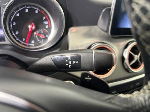 Used 2018 Mercedes-Benz GLA 250 4MATIC image 19