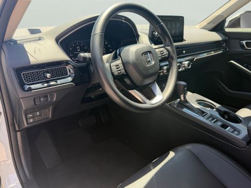 Used 2023 Honda Civic Touring image 14
