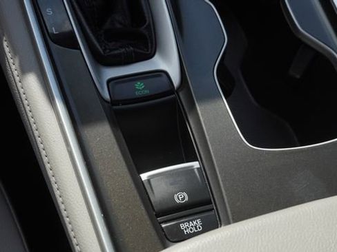 Used 2018 Honda Accord EX-L image 27