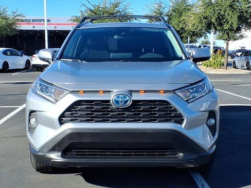 Used 2021 Toyota RAV4 XLE image 6