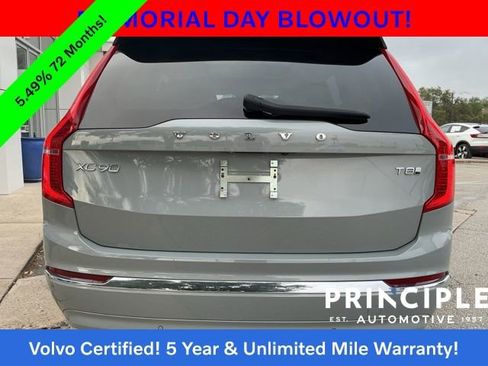 Certified 2025 Volvo XC90 T8 Plus w/ Protection Package AWD/4WD image 13