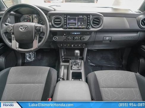 Used 2021 Toyota Tacoma TRD Off-Road w/ Technology Package RWD image 19
