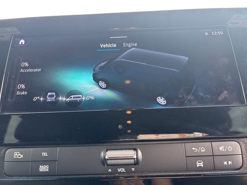 Used 2025 Mercedes-Benz Sprinter 2500 image 37