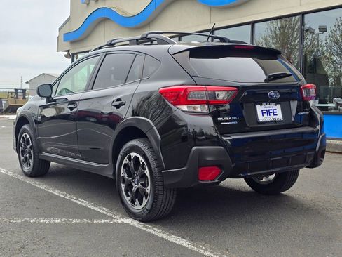 Used 2023 Subaru Crosstrek 2.0i AWD/4WD image 3