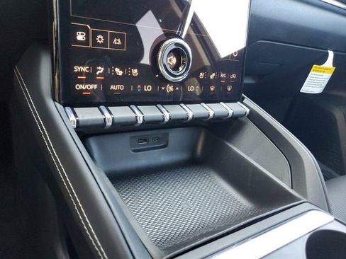 New 2026 GMC Terrain Denali AWD/4WD image 23