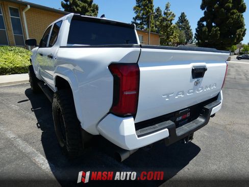 Used 2024 Toyota Tacoma SR RWD image 11