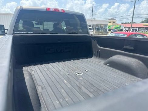 Used 2017 GMC Sierra 2500 SLT w/ Driver Alert Package AWD/4WD image 13