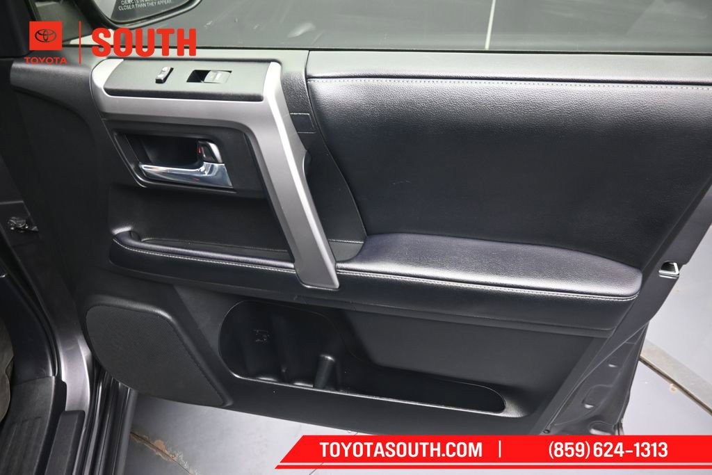 Used 2022 Toyota 4Runner TRD Sport w/ Technology Package AWD/4WD image 31