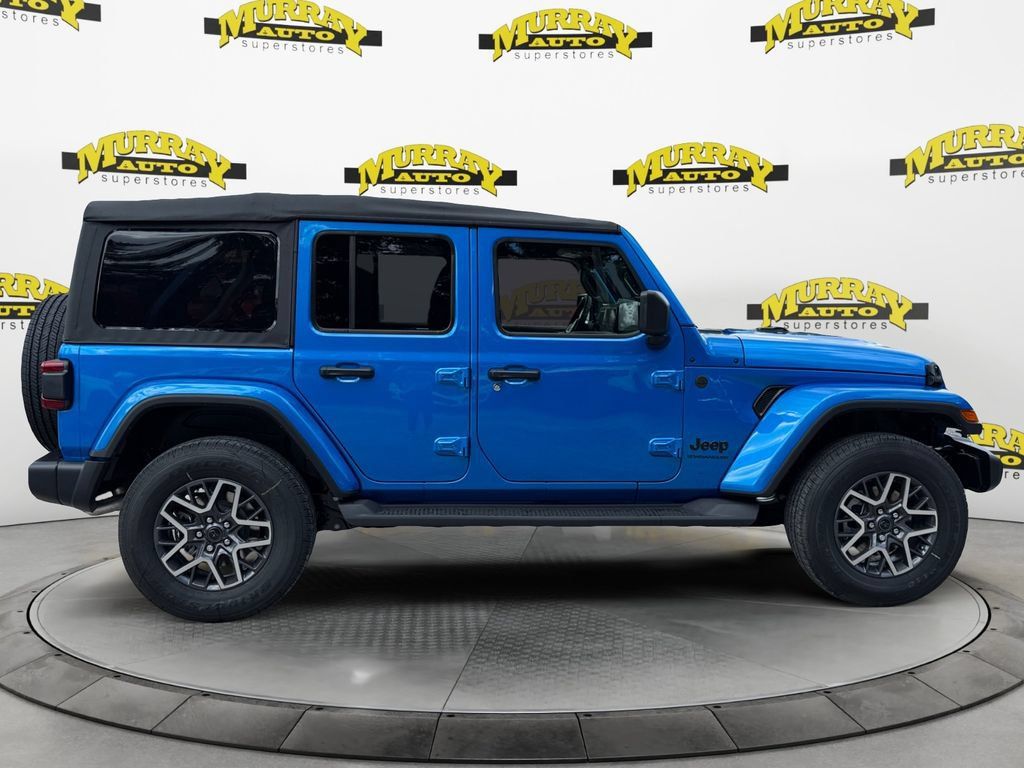 New 2025 Jeep Wrangler Unlimited Sahara AWD/4WD image 6