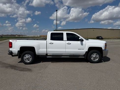 Used 2016 Chevrolet Silverado 2500 LT image 6