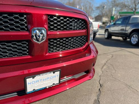 Used 2018 RAM 1500 Express w/ Express Value Package image 32