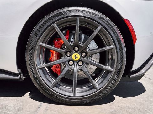 Used 2022 Ferrari 296 GTB RWD image 31