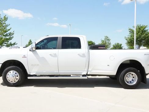 Used 2024 RAM 3500 Laramie w/ Sport Appearance Package AWD/4WD image 6